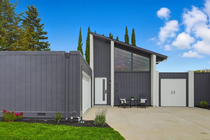 Property Photo:  543 Cashmere Court  CA 94087 