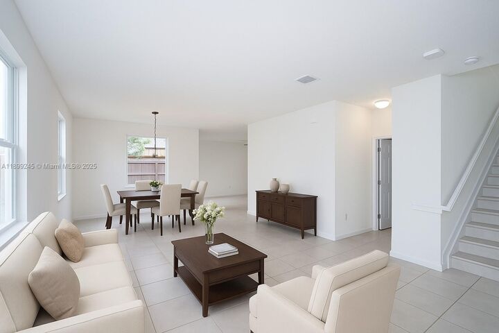Property Photo: 148 NE 24th Ave FL 33033