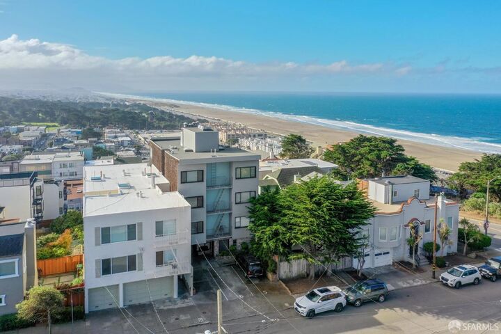 5635 Anza Street  San Francisco CA 94121 photo