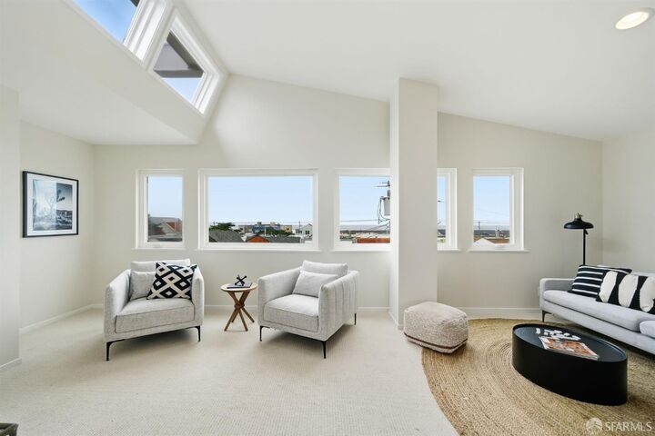Property Photo: 2262 47th Avenue CA 94116