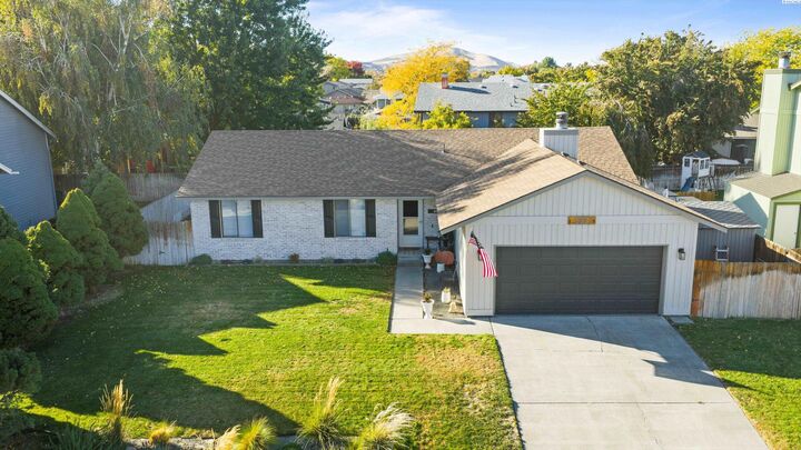 Property Photo:  523 N Montana St  WA 99336