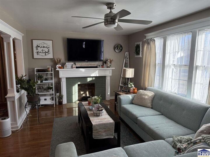 Property Photo: 230 W Broadway Street IN 47879