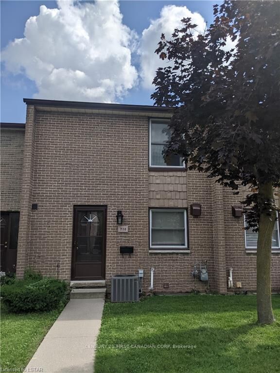 Property Photo:  710 Wonderland Road S  ON N6K 1L8