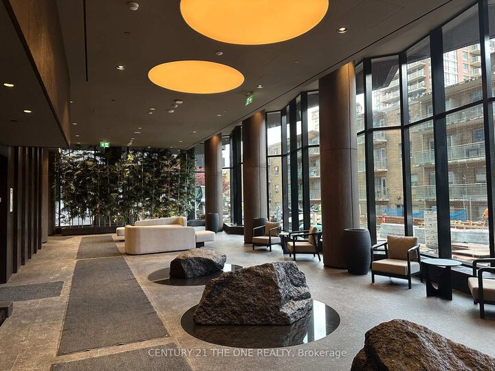 Property Photo: 120 Broadway Avenue 607 ON M4P 1V6