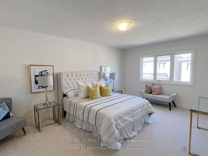 Property Photo:  178 Fallharvest Way  ON L4A 4W3 