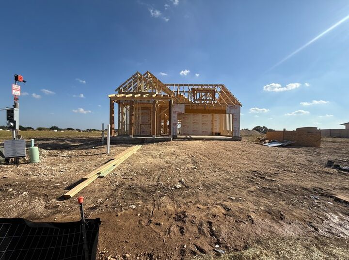 Property Photo:  1912 Davee Place  TX 78633 