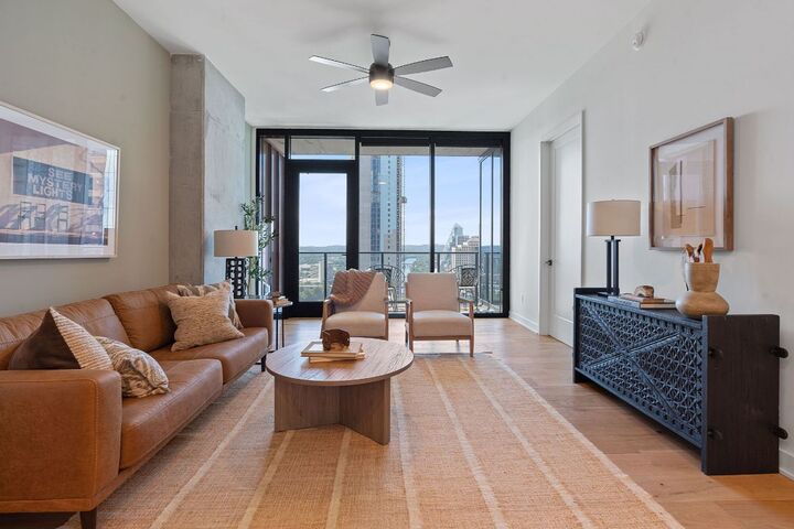 Property Photo:  84 East Avenue 2410  TX 78701 