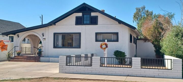 710 N 9th Avenue  Phoenix AZ 85007 photo