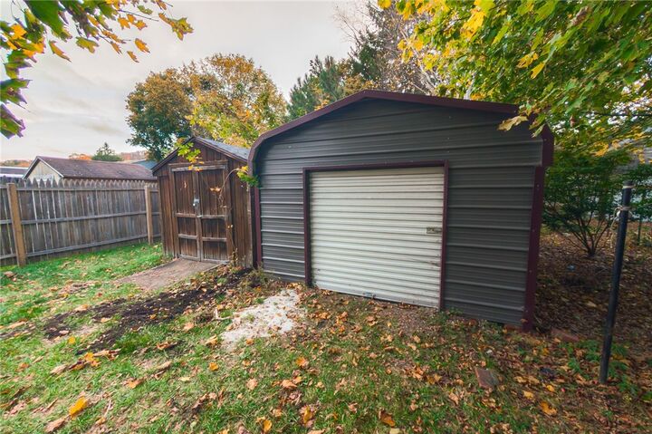 Property Photo:  142 Thacher Street  NY 14843 