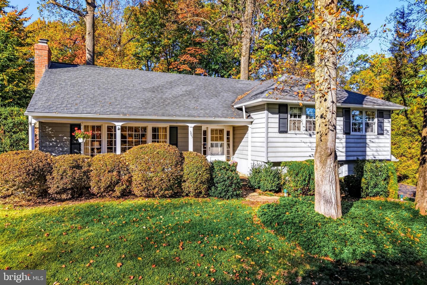 Property Photo:  305 Gulph Hills Road  PA 19087