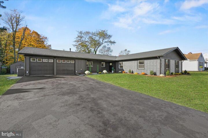 Property Photo:  263 Tiffany Lane  NJ 08046