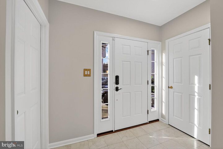 Property Photo:  966 Harrison Circle  VA 22304 