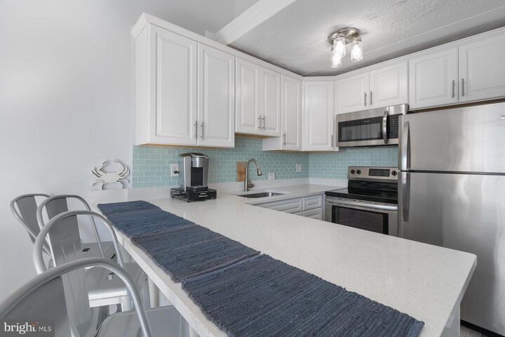 Property Photo:  18 69th Street 15  MD 21842 