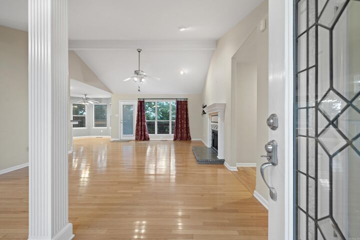 Property Photo:  112 Hunterscove Terrace  AR 71913 