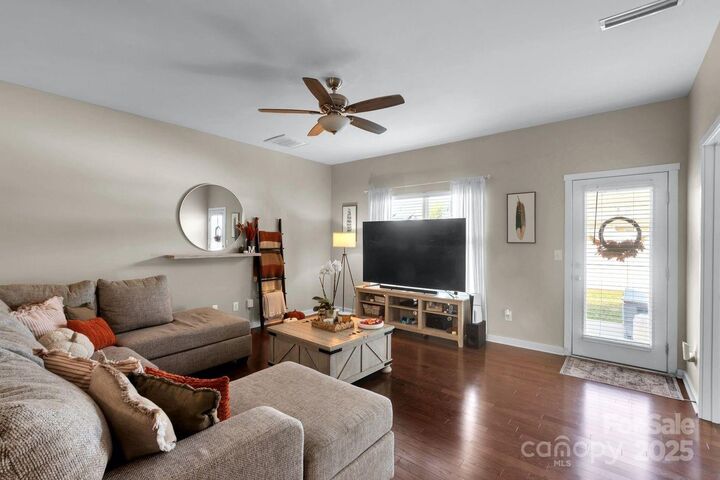 Property Photo:  431 Battery Circle  SC 29710