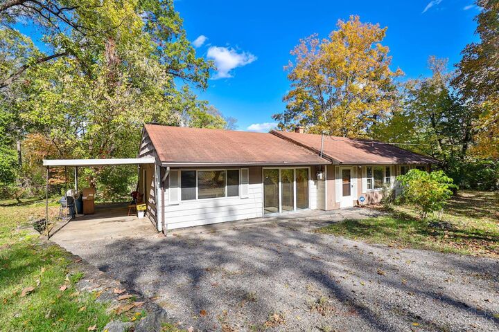 Property Photo:  182 Mayview Forest Drive  OH 45215