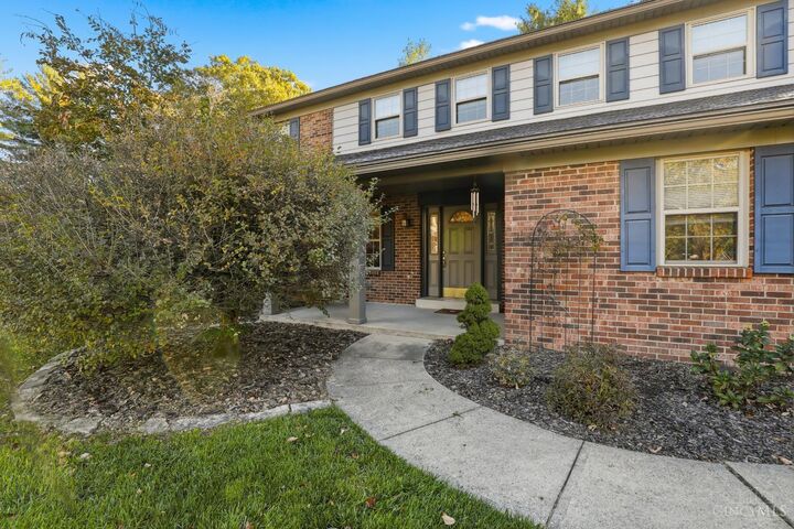 Property Photo:  8140 Maxfield Lane  OH 45243 