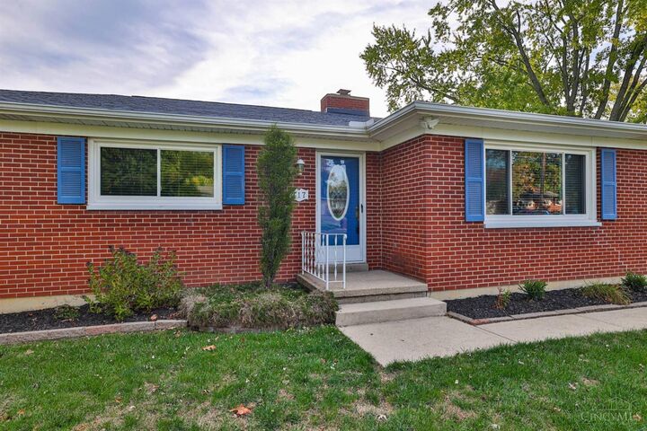 Property Photo:  117 Stolz Drive  OH 45042