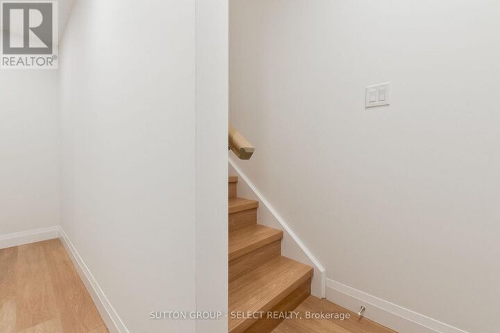 Property Photo:  1057 Karenana Road Lower  ON N6M 0K2 