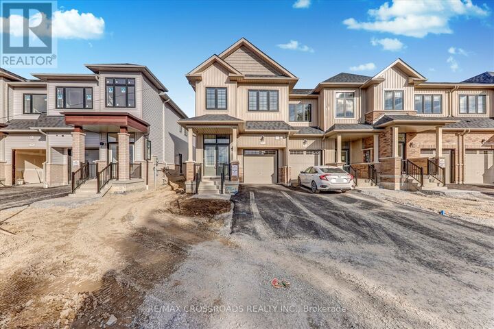 Property Photo:  2077 Horace Duncan Crescent  ON L1H 0H4 