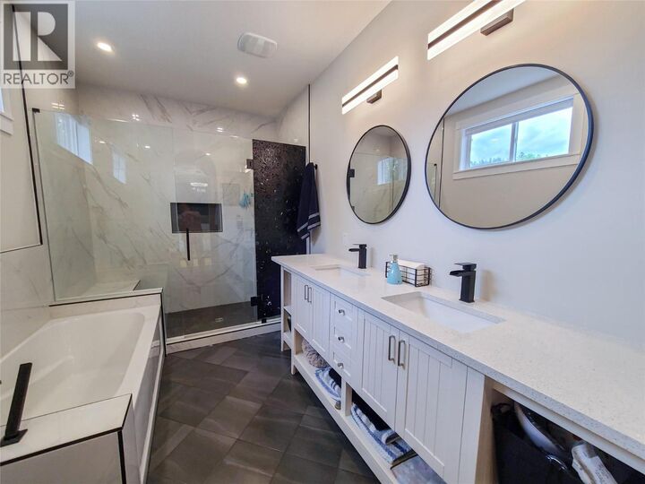 Property Photo:  1999 Highway 97S Highway 95  BC V1Z 1B2 