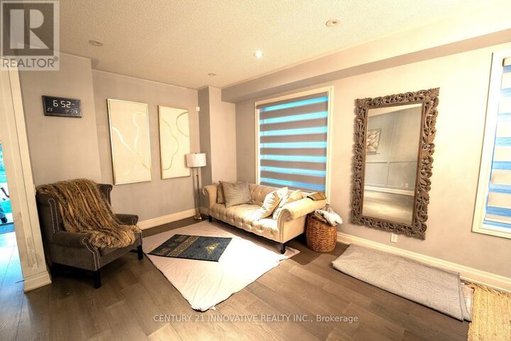 Property Photo: 2406 Bridle Road ON L1L 0C1