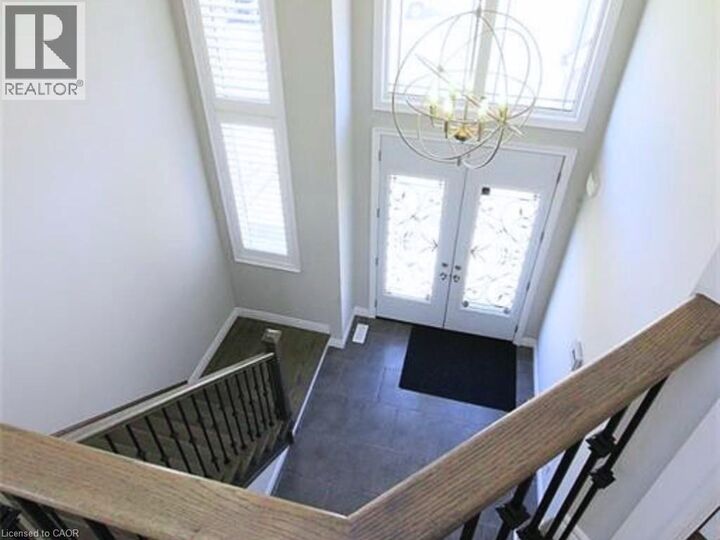 Property Photo:  16 Riva Court  ON L9B 0H9 