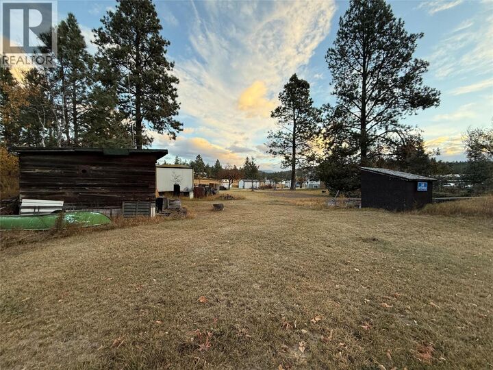 Photo de la propriété:  3470 Victor Road  BC V1C 7B7 