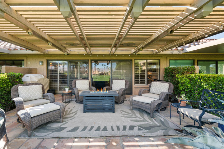 Property Photo:  77796 Woodhaven Drive S  CA 92211