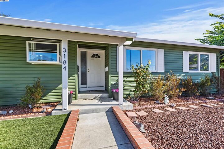 Property Photo:  3184 Waugh Place  CA 94538