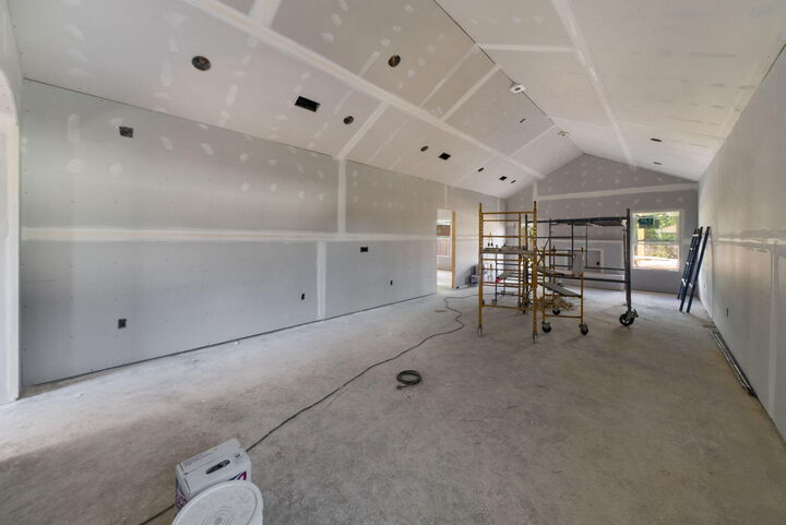 Property Photo: 1831 McKenzie Road FL 32409