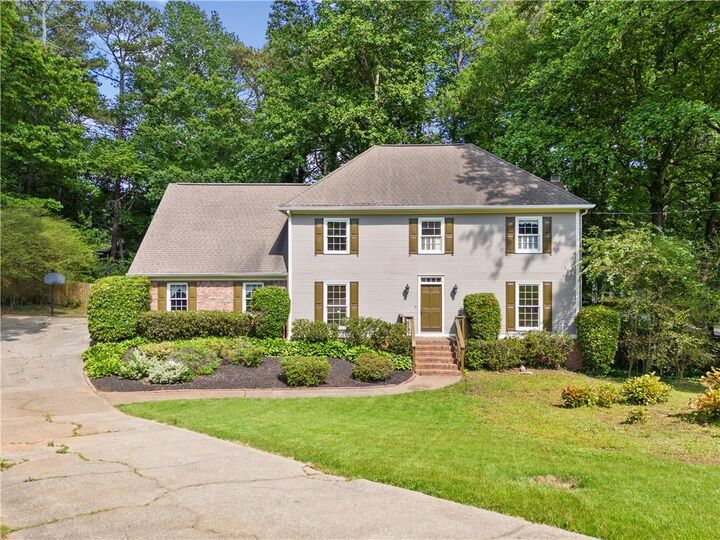 Property Photo:  1864 Gloucester Court  GA 30078