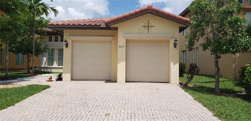 Property Photo:  8215 NW 125th Ln  FL 33076