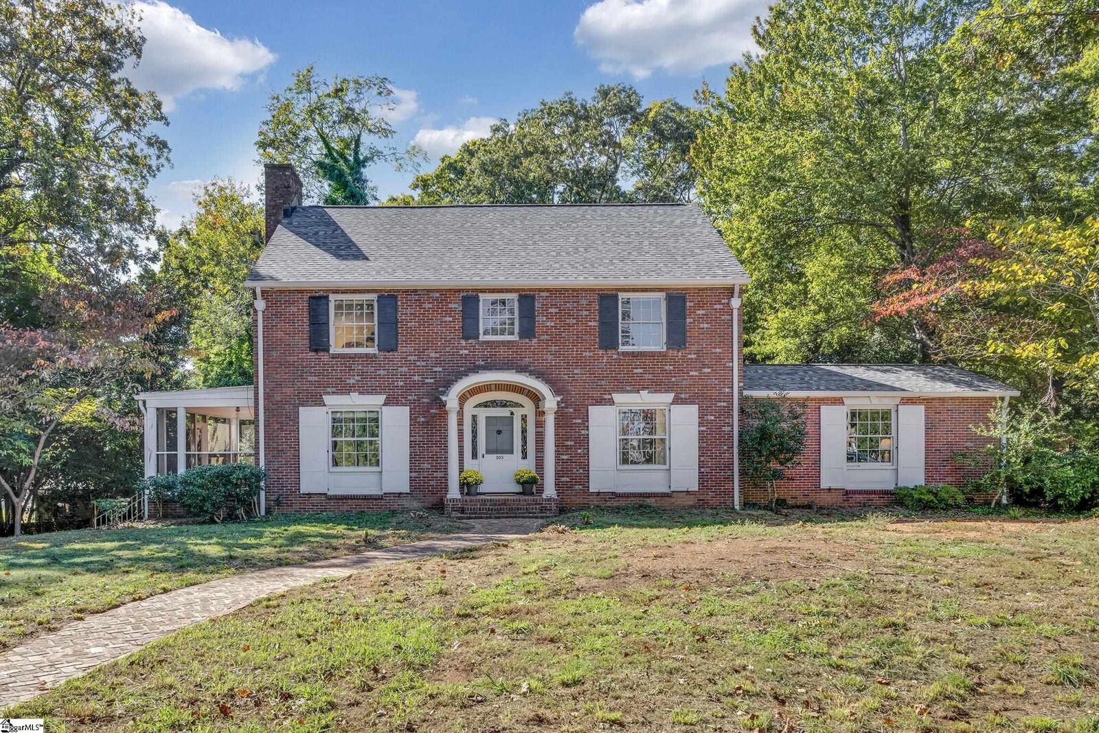 Property Photo:  303 N B Street  SC 29640-0000