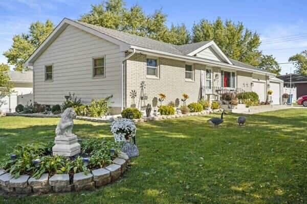 Property Photo: 2150 W 95th Avenue IN 46307