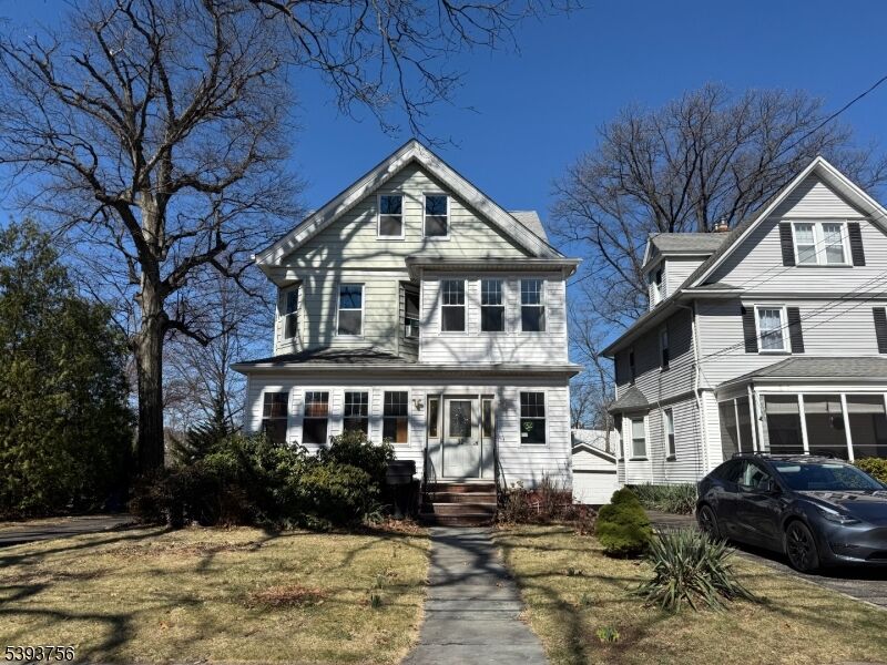 Property Photo:  32 Montclair Ave 1  NJ 07042