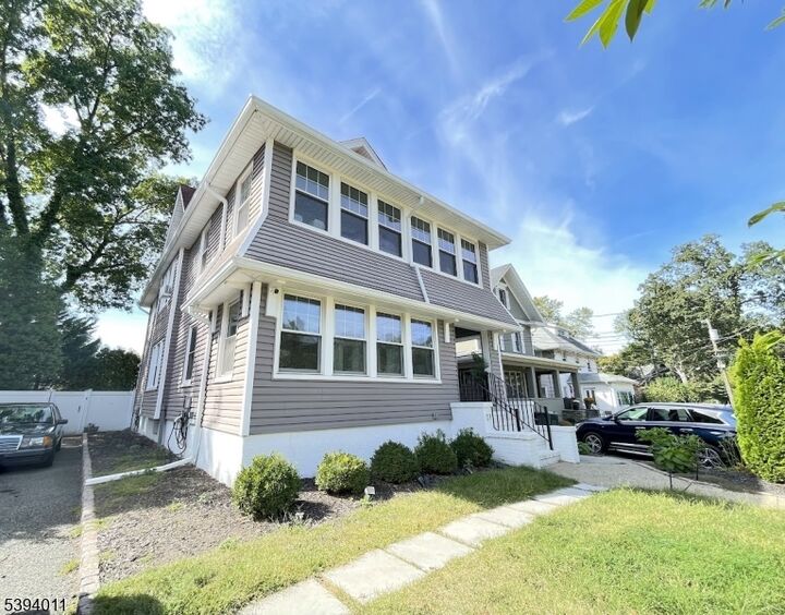 Property Photo:  11 W Gouverneur Ave  NJ 07070