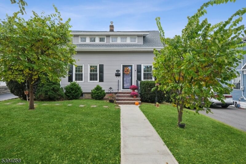 Property Photo:  19 Warner Ave  NJ 07081