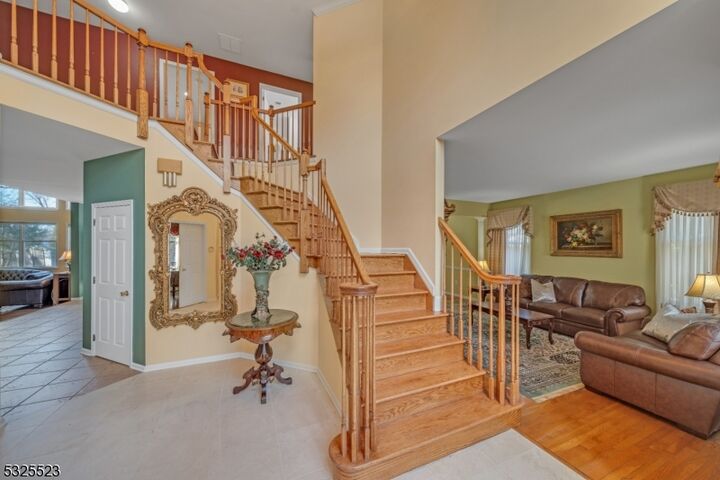 Property Photo:  22 Briarwood Way  NJ 07508