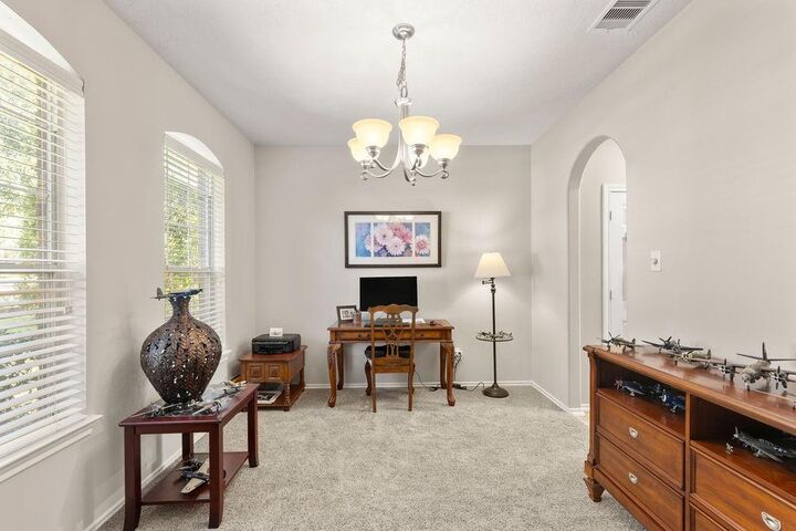 Property Photo: 163 N Hawkhurst Circle TX 77354