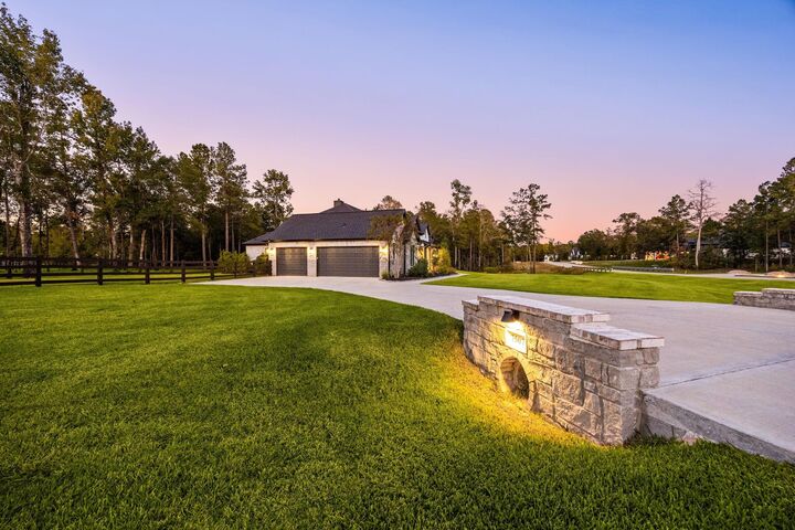 Property Photo:  7507 Bingham Drive  TX 77316