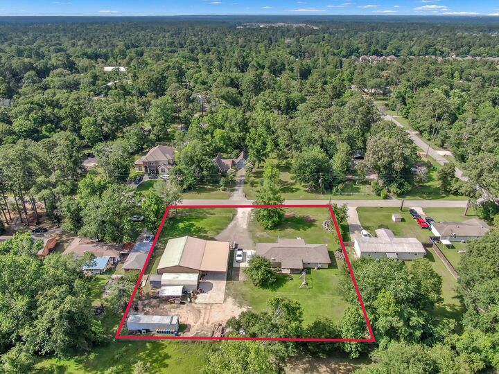 Property Photo: 9141 Oak Arbor Drive TX 77384