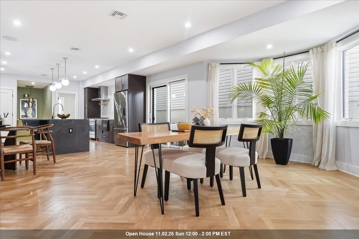 Property Photo:  401 Ogden Ave 2  NJ 07307