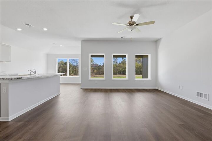 Property Photo:  20381 W 194th Terrace  KS 66083