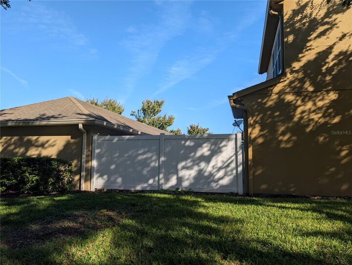 Property Photo:  7768 Moser Avenue  FL 34786