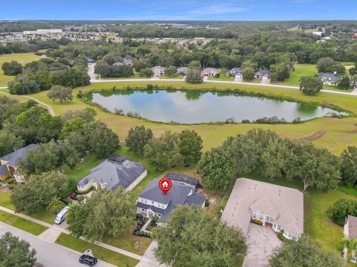 Property Photo:  889 Rock Creek Street  FL 32712