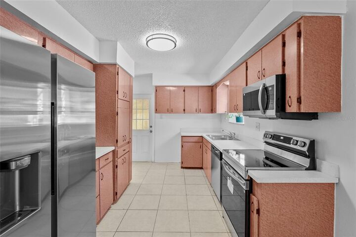 Property Photo:  1903 24th Street  FL 34234 