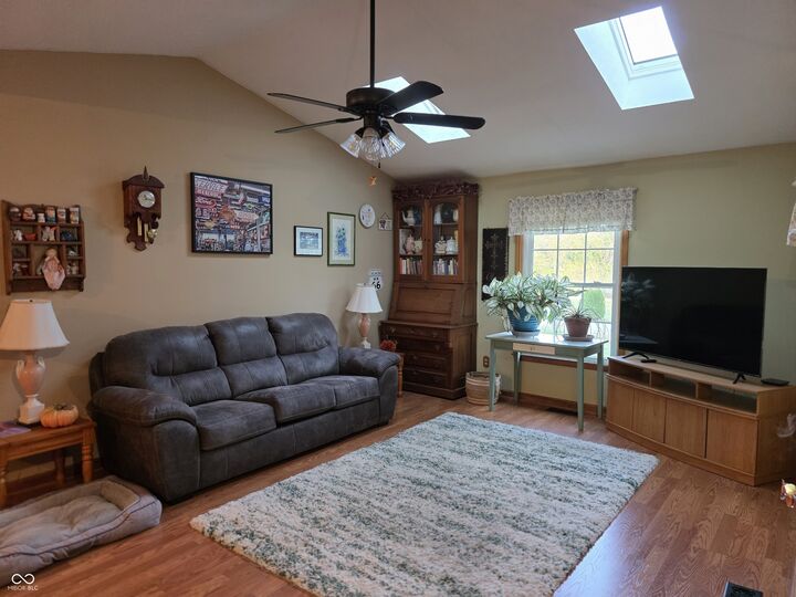 Property Photo:  904 N Hamilton Drive  IN 47240 
