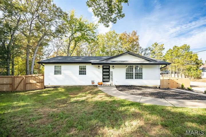 1420 Saint Peters Howell Road  St Peters MO 63376 photo