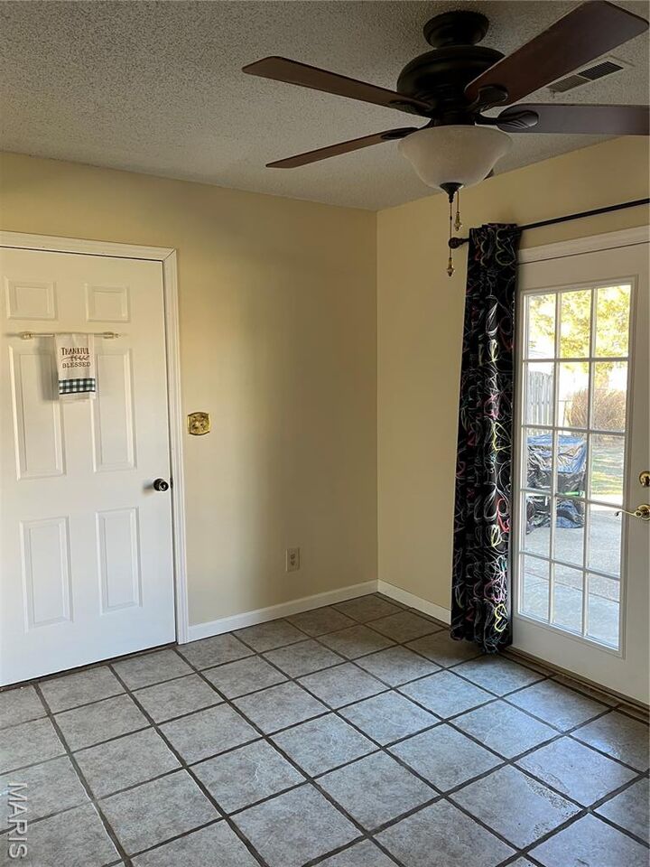 Property Photo:  121 Mervin Street  MO 63080 